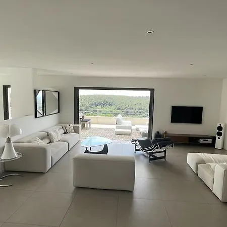 Contemporaine Vue Mer-vignobles,piscine-spa סנרי-סור-מר
